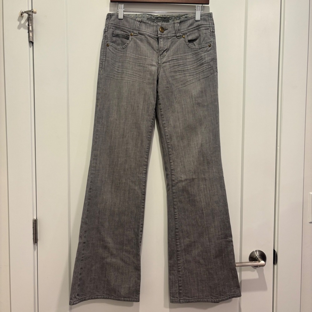 Level 99 Gray Flare Leg Jeans Stretch Denim Pants Size 28 Wide Leg Gray Wash